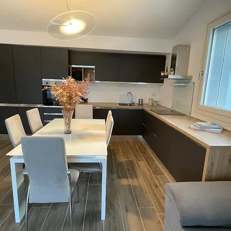 Apartment Ravenna Port