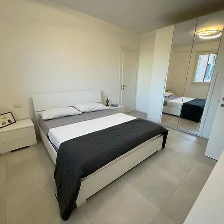 Apartment Ravenna Port