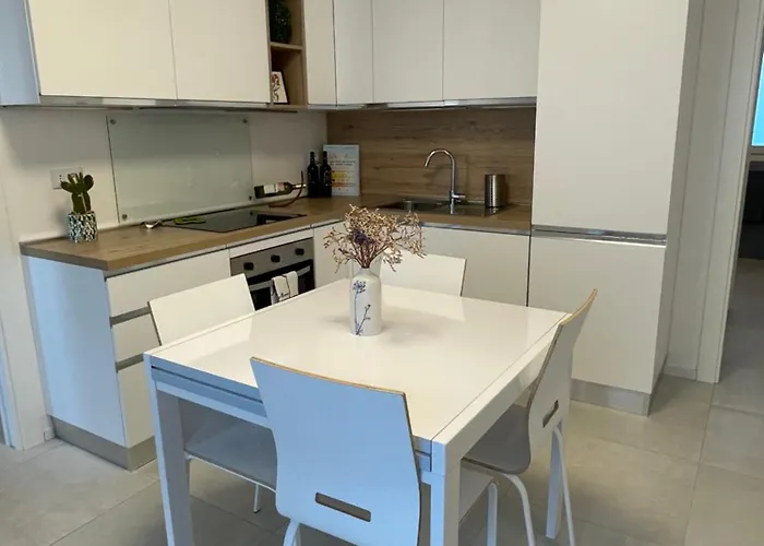 Ravenna Port بورتو كورسيني