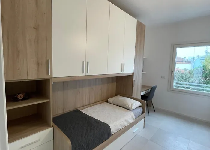 Ravenna Port بورتو كورسيني