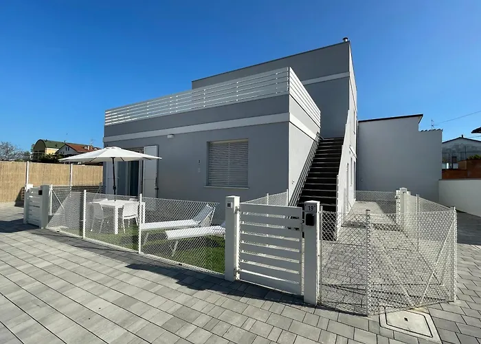 Ravenna Port بورتو كورسيني